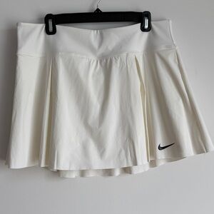 Nike Women's White Tennis Skirt